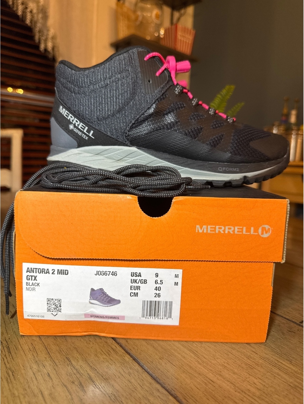 Merrell Antora 2 Mid GTX Women’s Hiking Boots Black Size 9